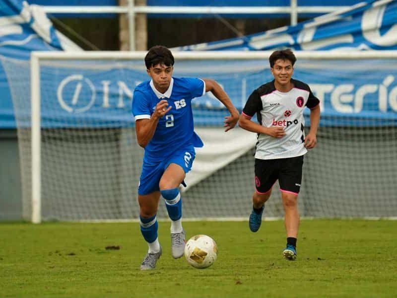 La Sub 17, en el amistoso ante Inter FA. Foto: Cortesía Fesfut/LaSelecta