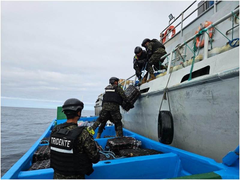 Droga interceptada en altamar. Foto / Cortesía