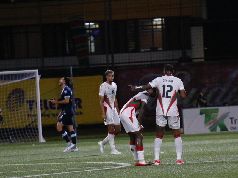 guatemala surinam futbol