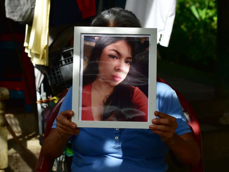 El Juzgado de Paz de Huizúcar realiza audiencia inicial en contra de Raúl Oswaldo Pérez, acusado por el delito de feminicidio agravado. Según las autoridades, es el supuesto responsable del feminicidio de Natalia Raquel Bernal, una joven de 21 años que fue encontrada sin vida el pasado 9 de septiembre en Nuevo Cuscatlán. Foto EDH / miguel Lemus