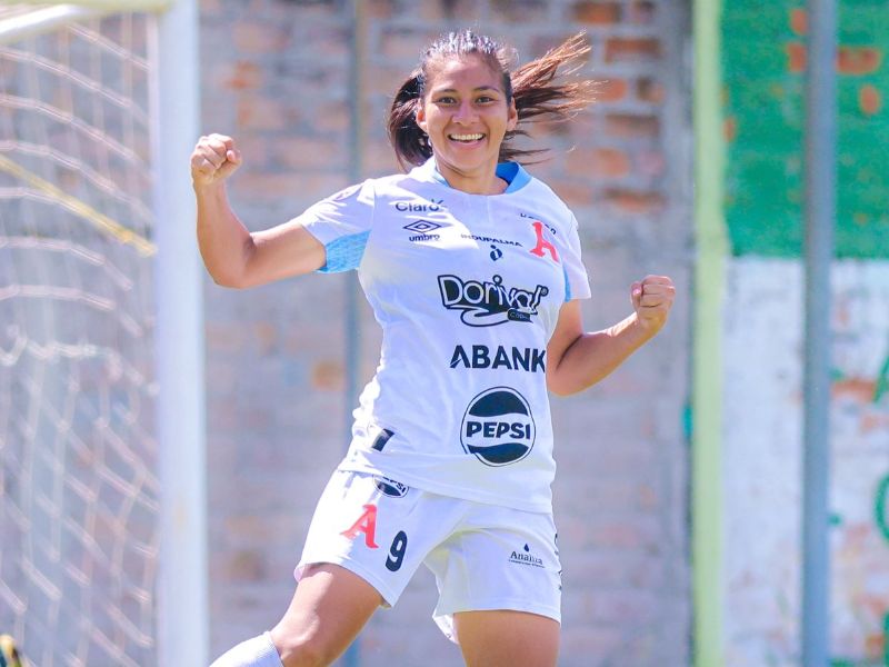 paola calderon alianza women el salvador