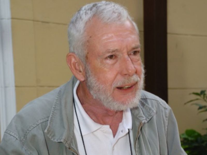 Escritor salvadoreño Ricardo Lindo, en una foto de archivo de 2011