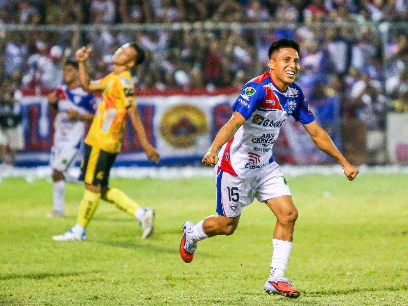 Foto: Cortesía L.Á. Firpo