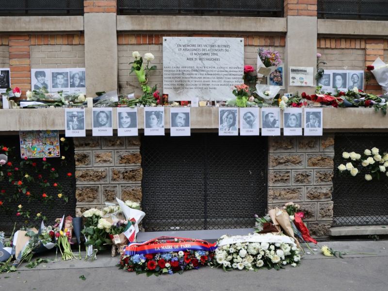 Homenaje víctimas atentados terroristas Francia