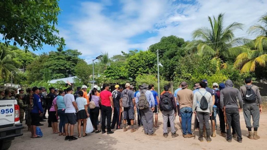 IM BÚSQUEDA DE OCTAGENARIA thumbnail