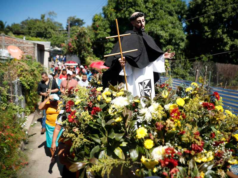 Procesión Encuentro de los Cumpas en Cuisnahuat, Sonsonate