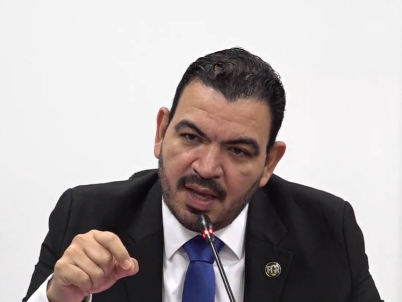 Rene Escobar- Procurador