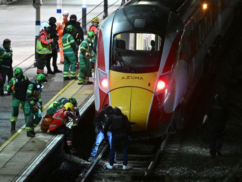 Tren de Inglaterra donde fueron apuñalados pasajeros