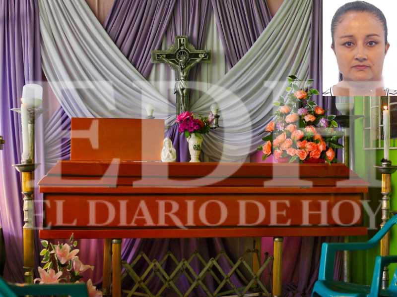 Vela de Jessica Solis mujer que mataron en el centro historico