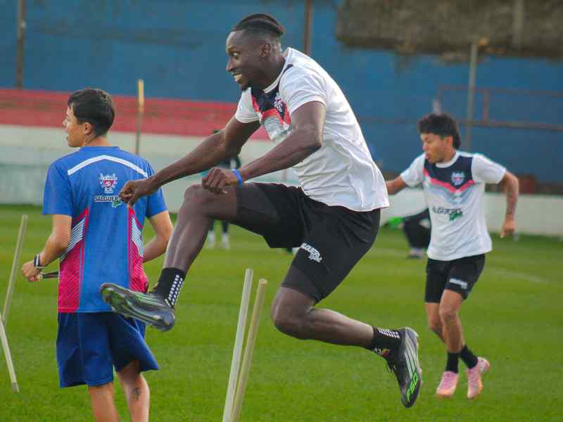 Entreno de L.Á. Firpo. Foto: Cortesía L.Á. Firpo