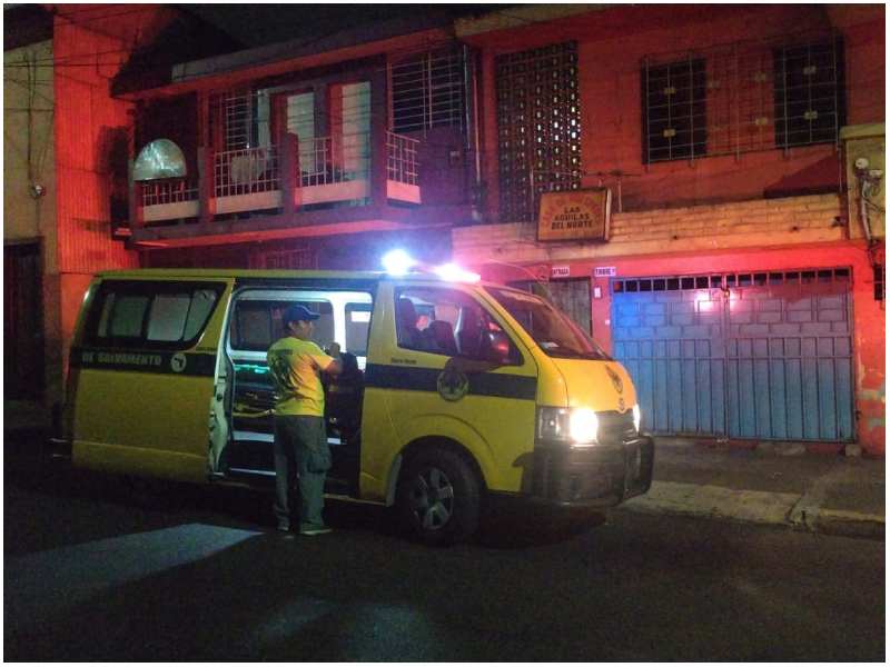 Solo una habitación resultó con daños. Foto / Cortesía Comandos de Salvamento.