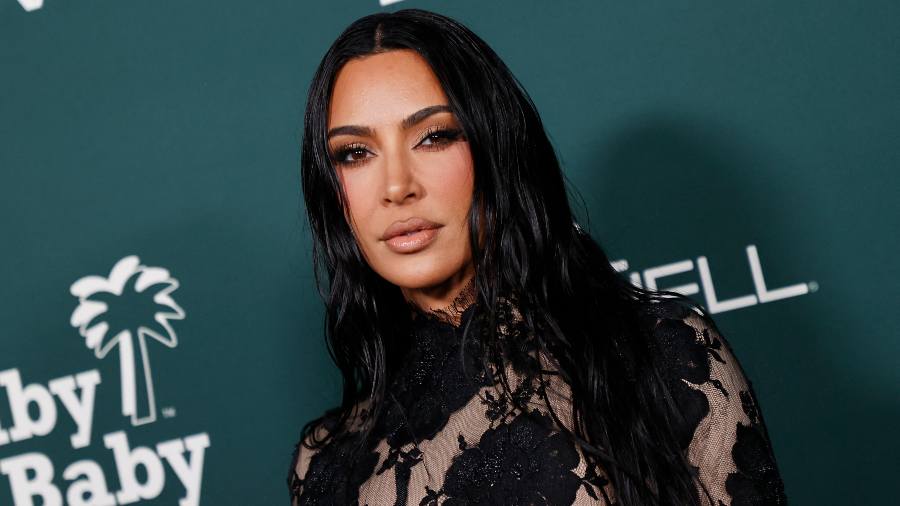 Kim Kardashian lleva su formación de abogada y su experiencia en divorcios a “All's Fair”. Foto: AFP