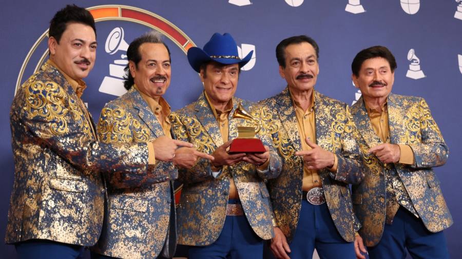 Los Tigres del Norte: Trump debe tomar "otro camino más abierto para el bien de todos". Foto: AFP