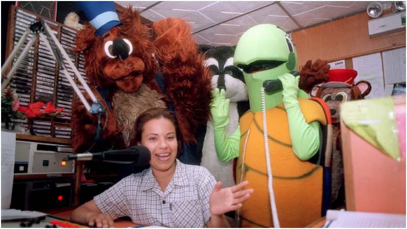 Recuerdo de radio UPA cuando cumplió ocho años. Foto / Archivo