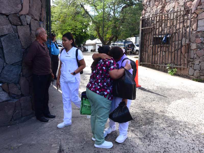 EDC despidos masivos de trabajadores hospital rosales 1