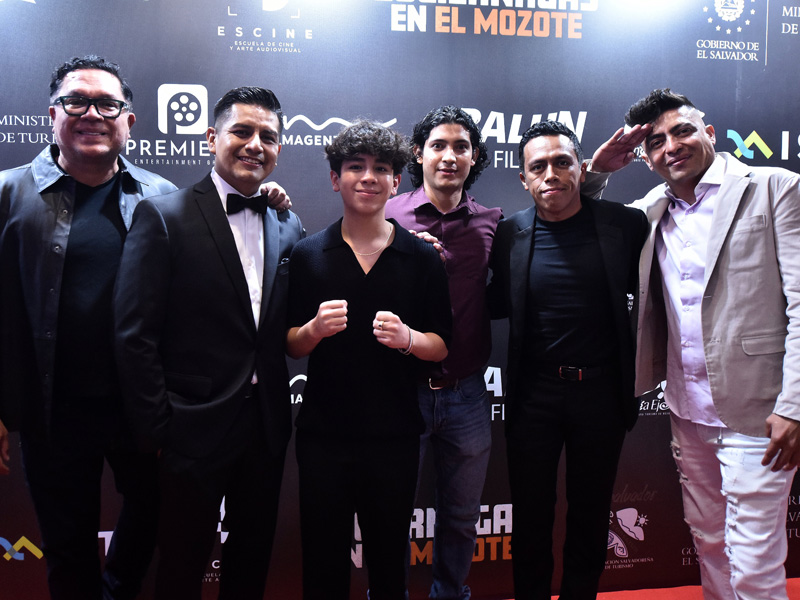 Estreno de "Luciérnagas en El Mozote"