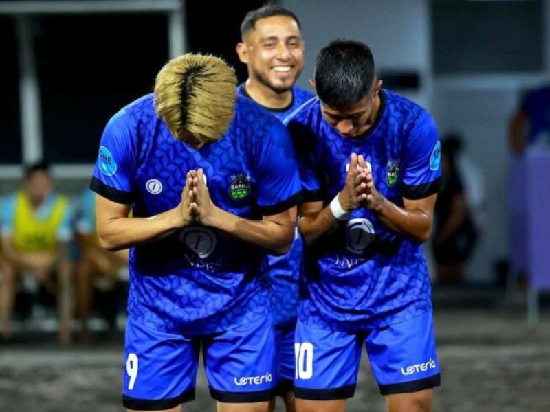 El japonés de la Barra de Santiago, Takaaki Oba, goleó a Nopaleros de México. Foto: Cortesía Indes