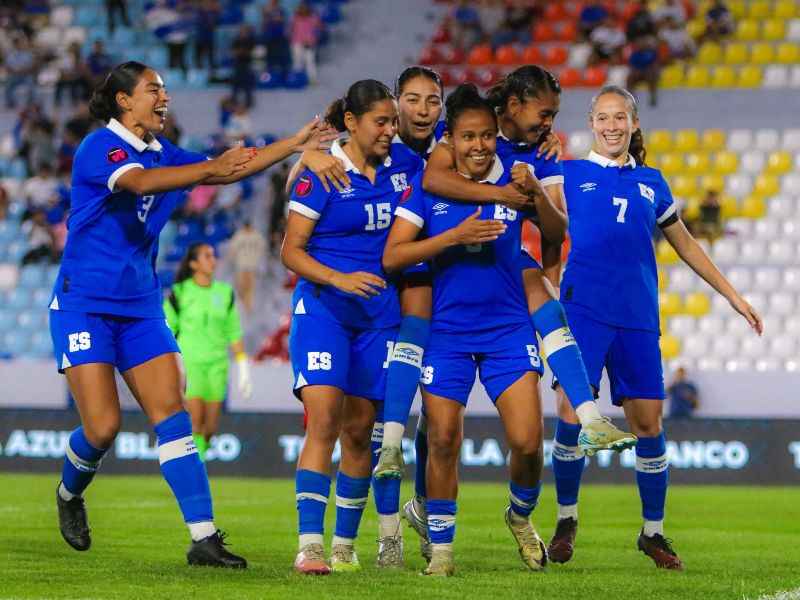 La Selecta Femenina, en el partido ante Honduras. Foto: Cortesía Fesfut/LaSelecta