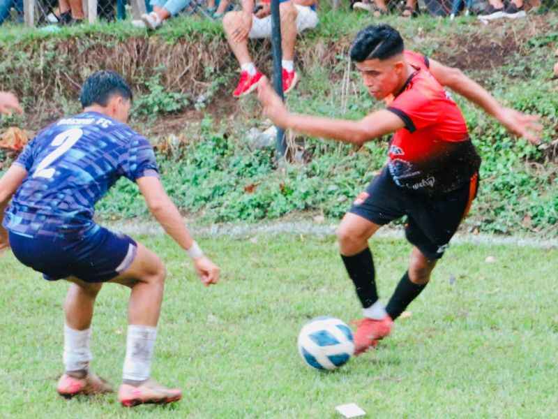 En la Tercera, por el Centro Oriente, Racing FC jugarán ante El Vencedor. Foto: Cortesía El Vencedor