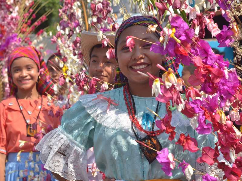 Hermandad de las Flores y las Palmas de Panchimalco a listas de la Unesco