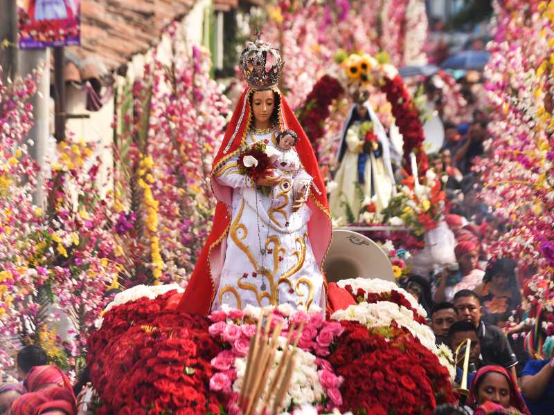 Hermandad de las Flores y las Palmas de Panchimalco a listas de la Unesco