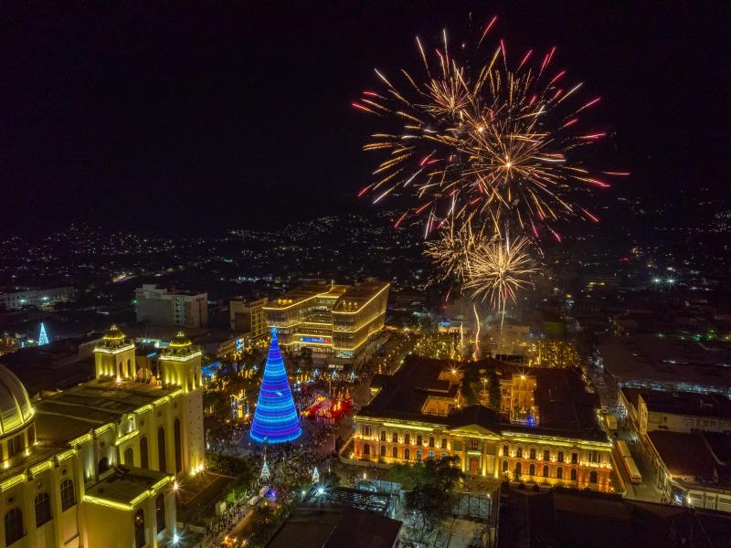 Villa Navideña Centro Histórico San Salvador 2024