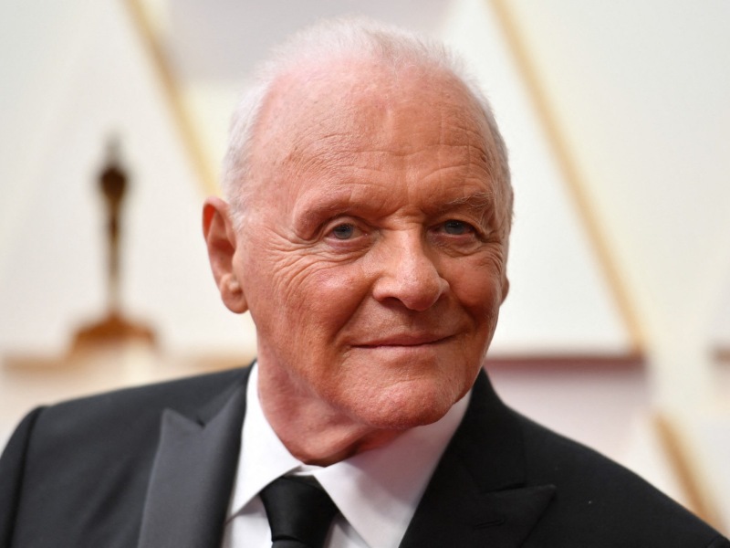 Anthony Hopkins sobrio