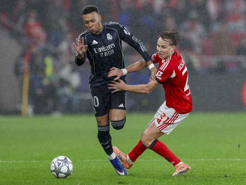 UEFA Champions League - Benfica vs Real Madrid