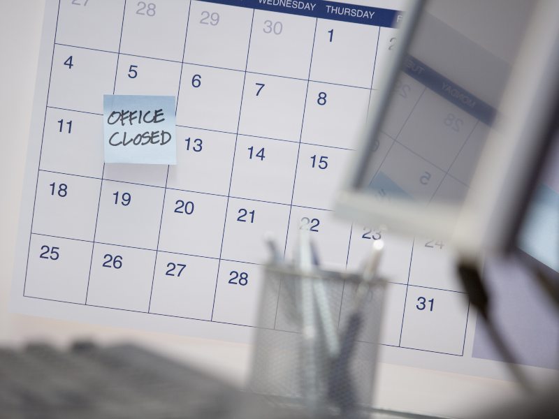 Calendario oficina asuetos fechas vacaciones