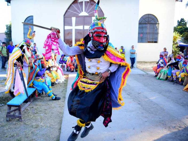 Fiestas a San Antonio Abad desarrolladas en San Salvador.