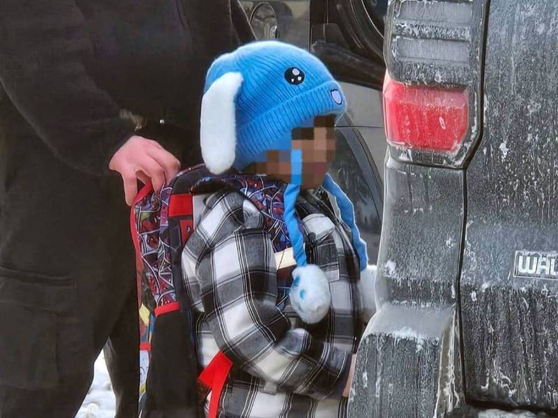 Ecuatoreano- Redadas. ICE- Estados Unidos-Niño