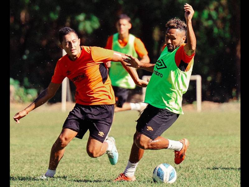 Entreno de Águila. Foto/ Cortesía @cdaguilaoficial