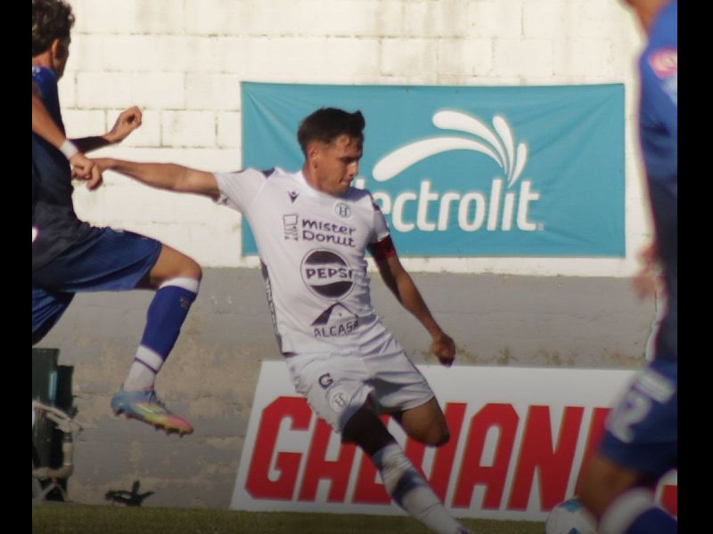 Acciones del juego entre Fuerte San Francisco vs. CD Hércules. Foto: Cortesía CD Hércules
