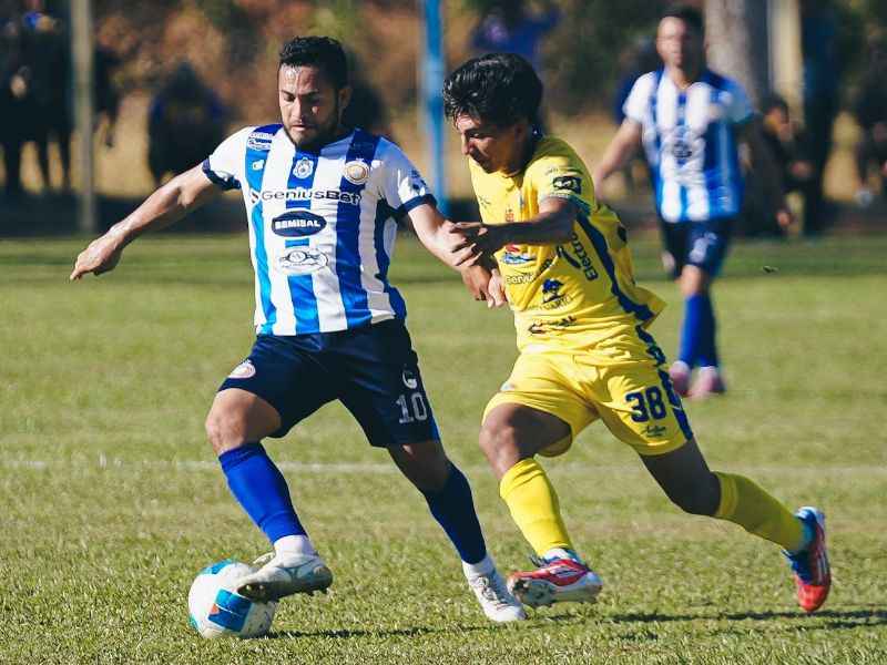 Un empate firmaron Limeño y Metapán, que en Santa Rosa se repartieron los puntos. Foto: Cortesía Isidro Metapán