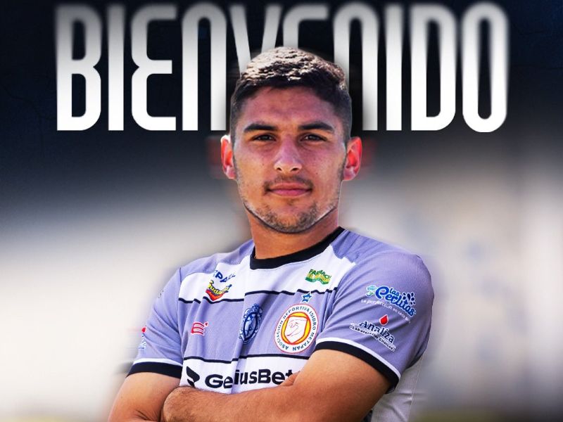 La bienvenida jaguar a Emiliano Villar. Foto: Cortesía Isidro Metapán