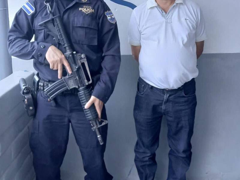 Detenido docente de Chalatenango | cortesía