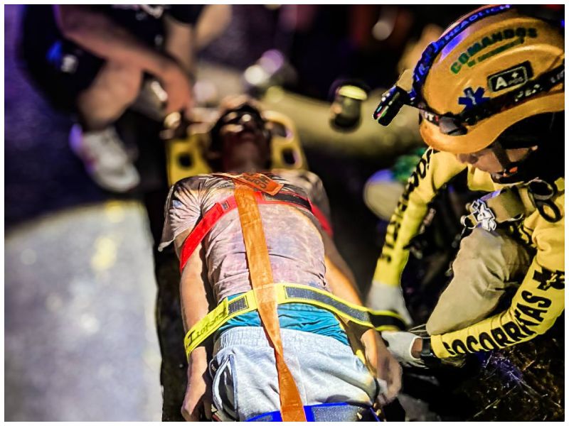 Los cuerpos de socorro reiteraron el llamado a conductores y peatones a mantener precaución y respetar las normas de tránsito para evitar tragedias en las carreteras.