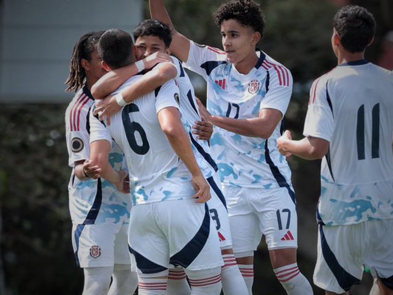 La selección Sub 17 de Costa Rica festeja en la paliza a Islas Vírgenes Británicas. Foto: Imagen de carácter ilustrativo y no comercial/https://x.com/fedefutbolcrc/status/2020241989091094624?s=20