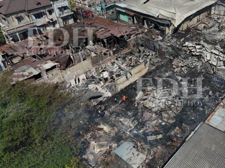 Escombros- Incendio- Centro Histórico- San Salvador