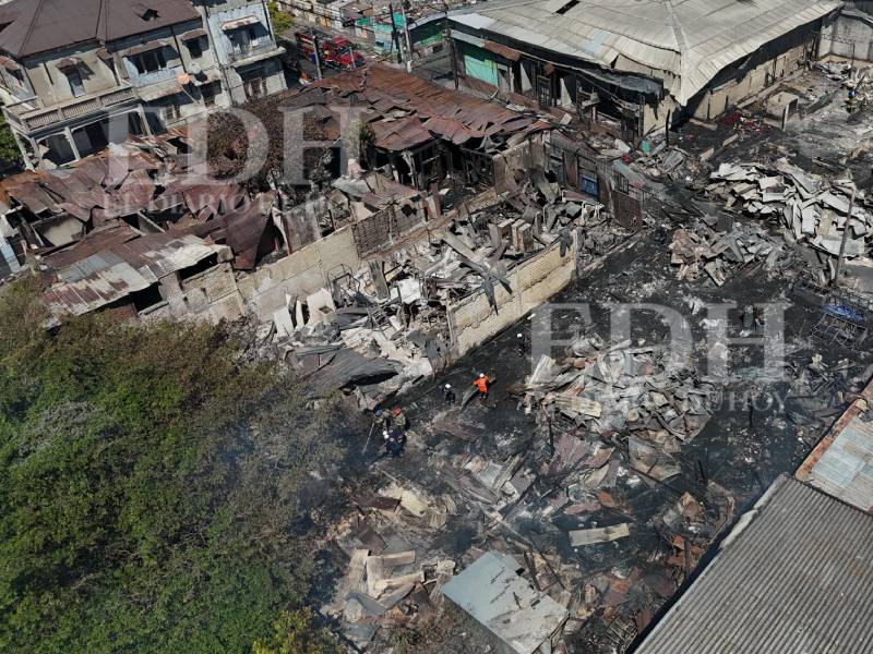 Escombros- Incendio- Centro Histórico- San Salvador