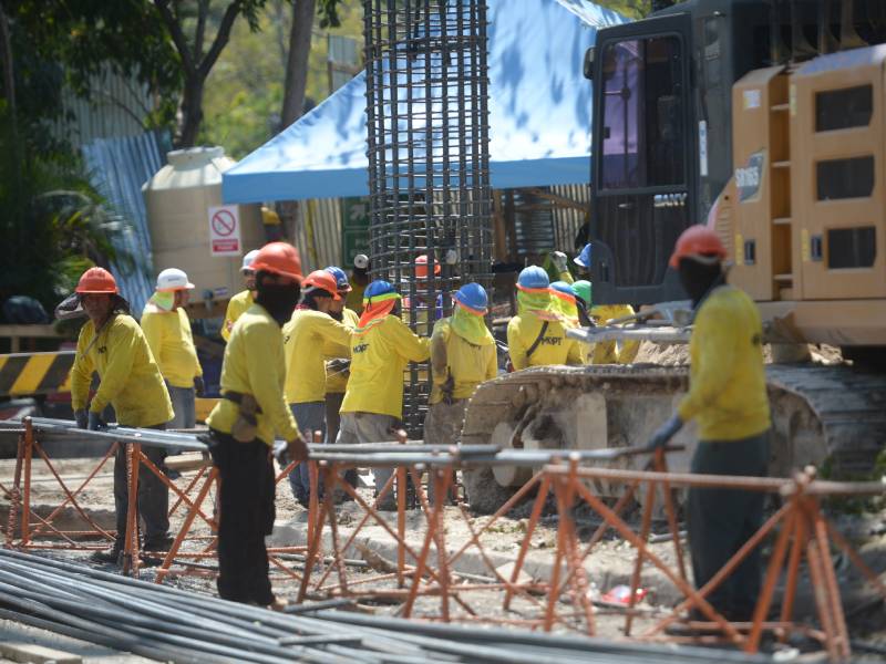 Metrocable- Zacamil- UES- Construccion- Torres- Estación- Trabajos