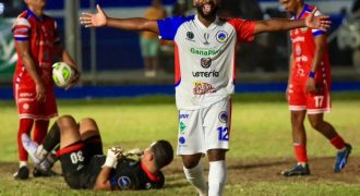 Luis Hinestroza Cacahuatique Copa Presidente