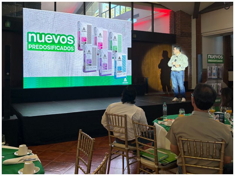 Sr. Manuel Morales Cementos Progreso