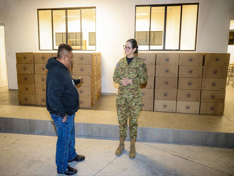 La distribución de los paquetes escolares fue consignada el lunes por la madrugada por la Secretaría de Prensa de la Presidencia. Foto EDH/Cortesía