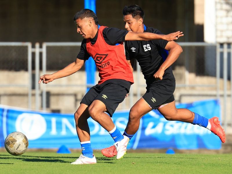 Entrenamiento de la Selecta Sub 20, de cara al Clasificatorio de la Concacaf. Foto: Cortesía Fesfut/LaSelecta