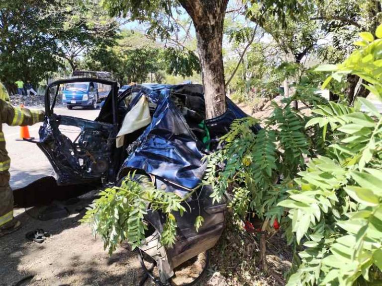 Capturan a conductor por accidente mortal en Comalapa - El Diario de Hoy