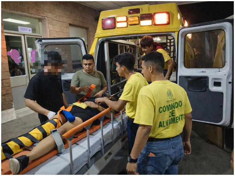 Una joven resultó lesionada luego de ser atropellada por un conductor que huyó del lugar tras dejar dinero en la carretera que conduce de Metalío a Sonsonate