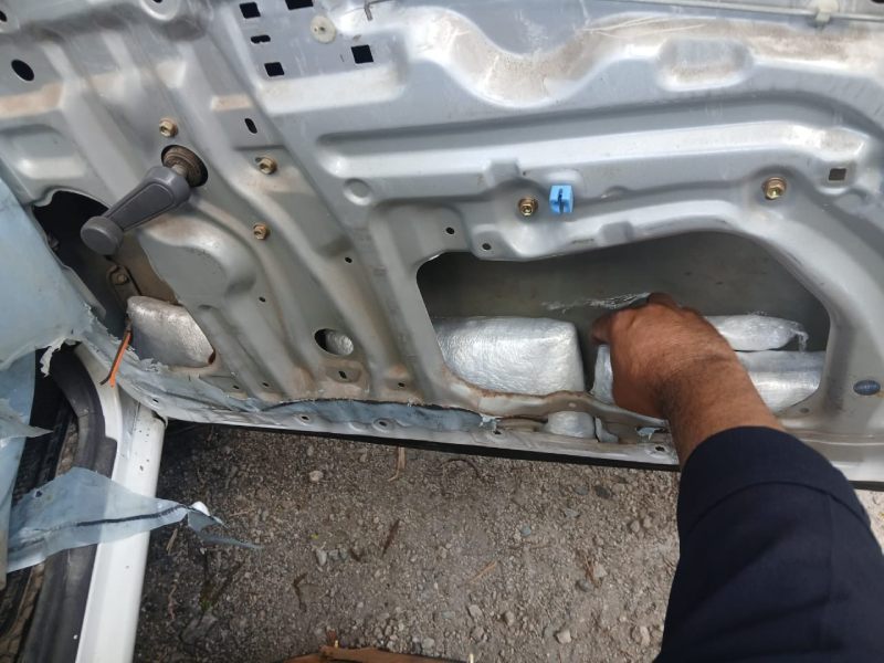 La oportuna intervención de las autoridades permitió que la droga no llegara al mercado negro en El Salvador. Foto EDH/Cortesía