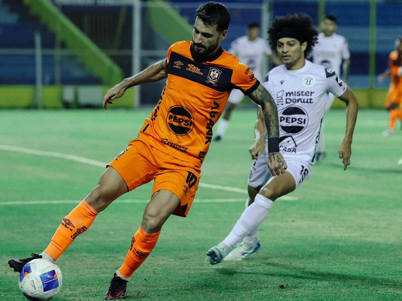 Diego Gregori Diaz CD Aguila CD Hercules