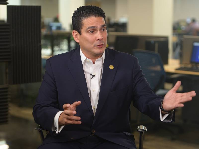 Roberto Daubuisson- ex alcalde- Santa Tecla